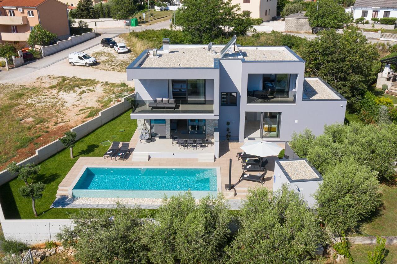 Villa Leola Лижнян Екстер'єр фото